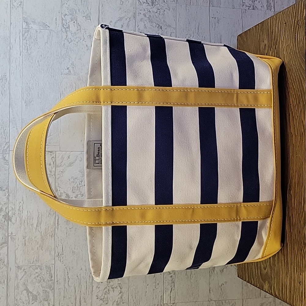 NEW L.L. BEAN Boat and Tote Bag NWOT Yellow Navy Stripes